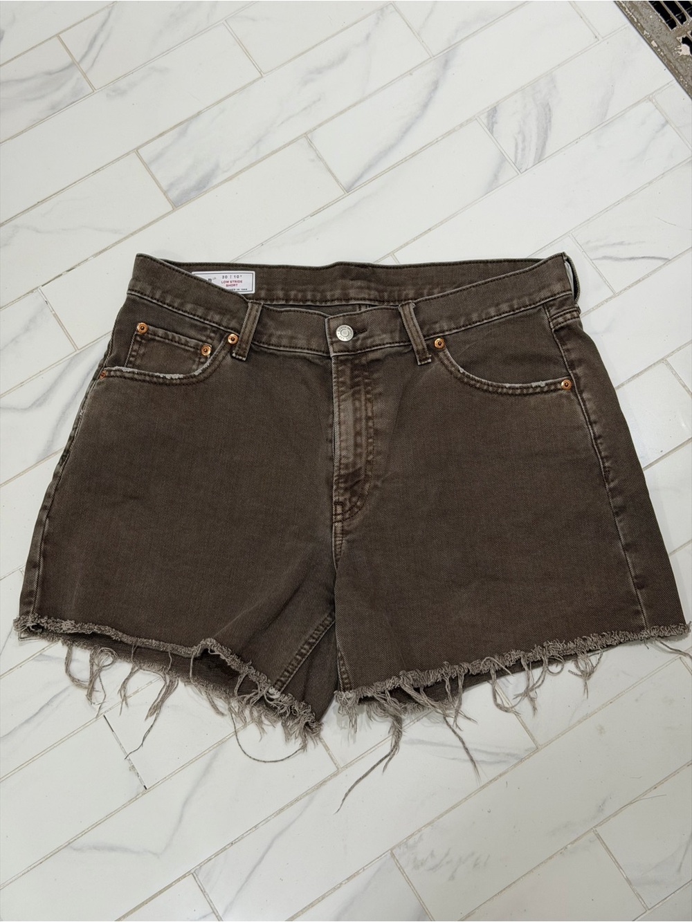 GAP Low Stride Denim Cutoff Shorts Brown Washed Frayed Hem Size 30